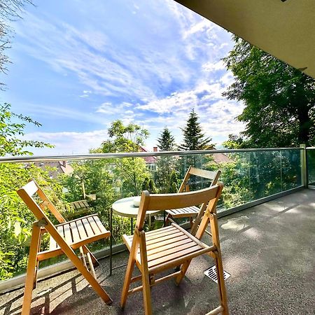 Central Maximus Apartment Brasov Ngoại thất bức ảnh