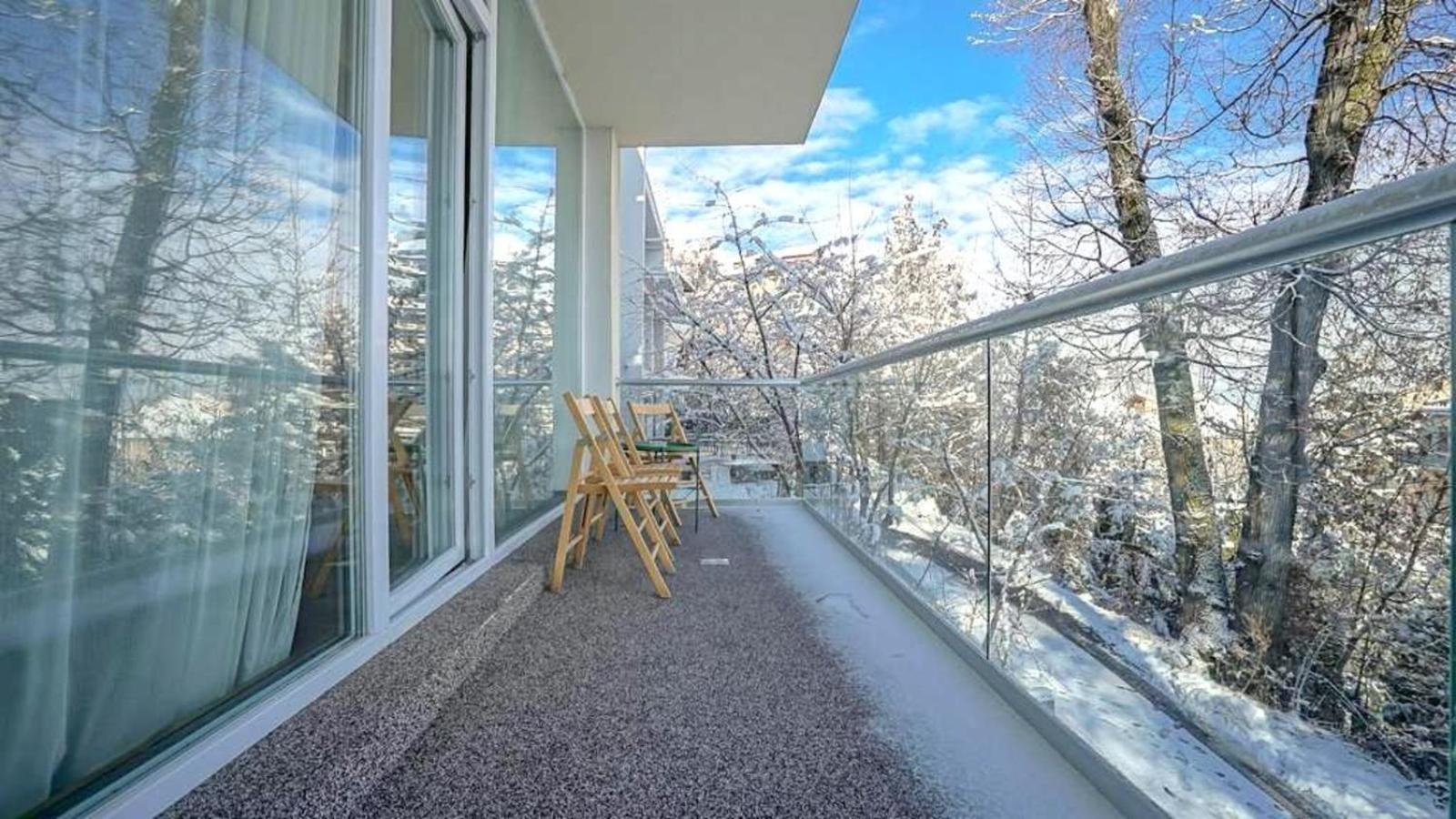 Central Maximus Apartment Brasov Ngoại thất bức ảnh